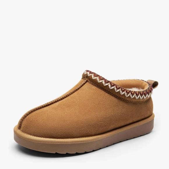 Dream Pairs Shoes - Tan Suede Slip-On Slippers